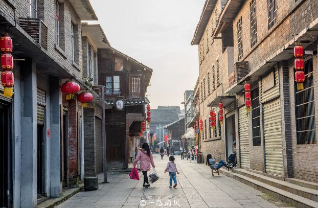 中国最“奇怪”的古城 位于湖南