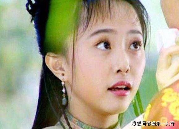她19岁被张国立捧火 和杨若兮像双胞胎
