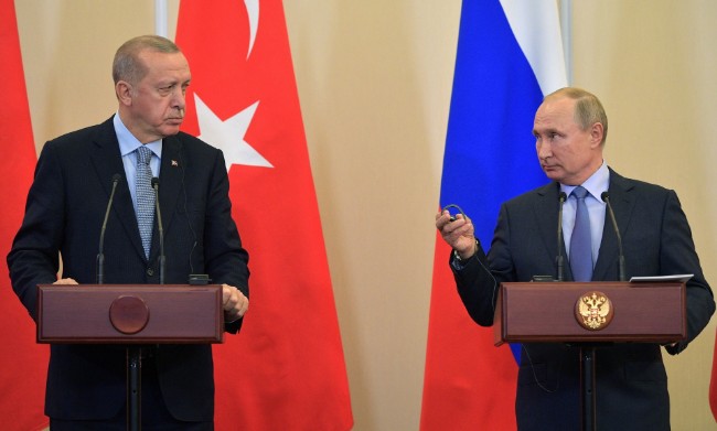 土耳其俄罗斯紧张升高 欧洲难民危机隐现