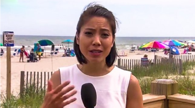 "摘下口罩、滚出我的国家" CNN华裔记者遭辱骂