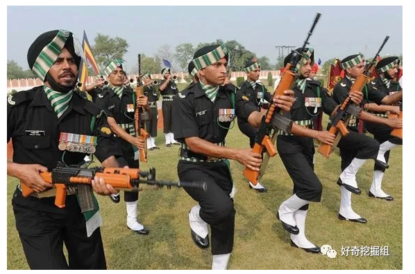 印度军队真的不堪一击，都是杂技团？