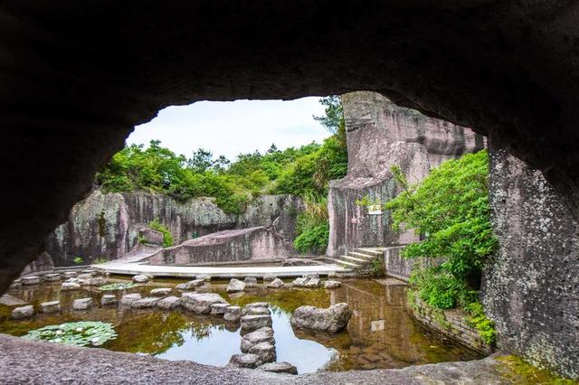 宁波有个超壮观的石窟 连天龙八部曾在此取景