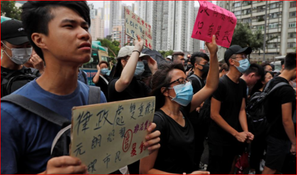 香港首宗"反送中"暴动案结审 三被告罪名不成立