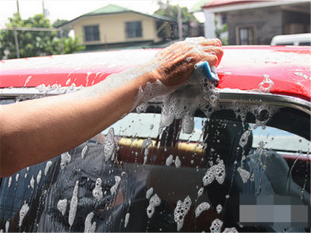 为啥老司机不建议自己洗车？