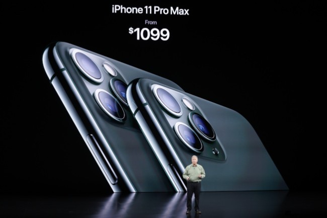 iPhone 12不迟到了？苹果自己泄露天机