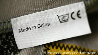 Schild - Made in China (picture-alliance/dpa/U. Baumgarten)