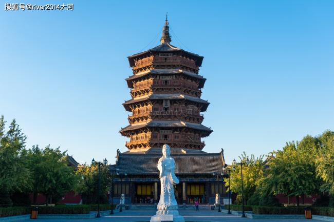世界三大奇塔一座在中国 与比萨斜塔齐名