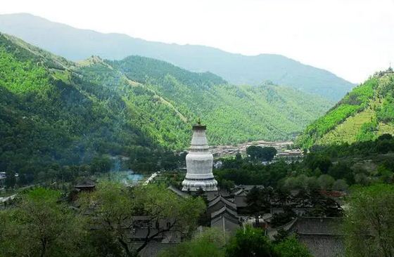 世界五大佛教圣地之一 被称为“华北屋脊”
