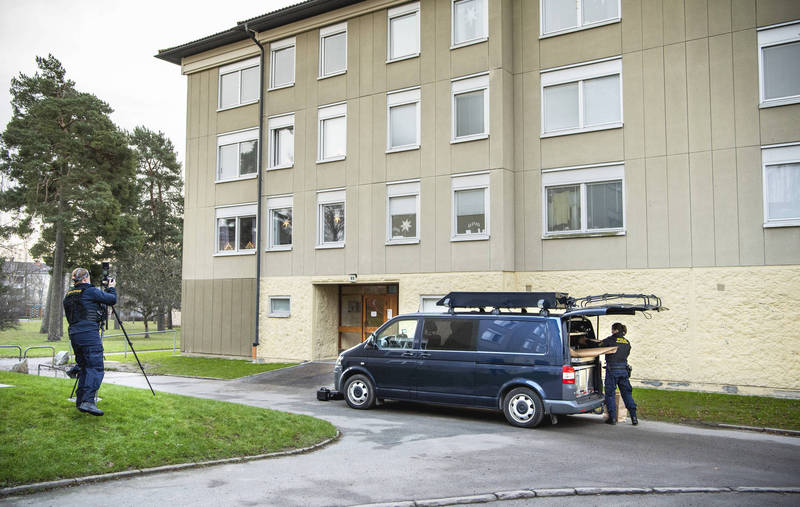 瑞典一名70歲婦女因涉嫌將兒子囚禁在家長達30年，已在首都被捕。（美聯社）