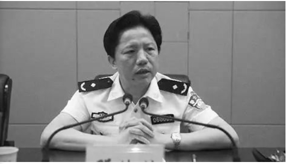 妄议习近平？重庆市公安局原局长邓恢林被捕