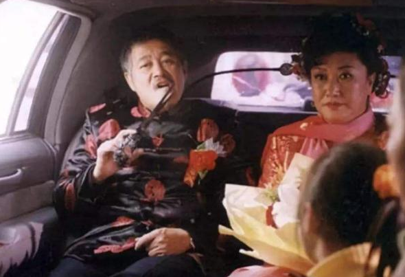 她是赵本山的黄金搭档 46岁因病去世