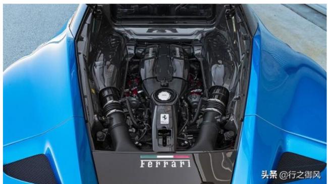 狂飙快马：2020年法拉利F8 Tributo测试