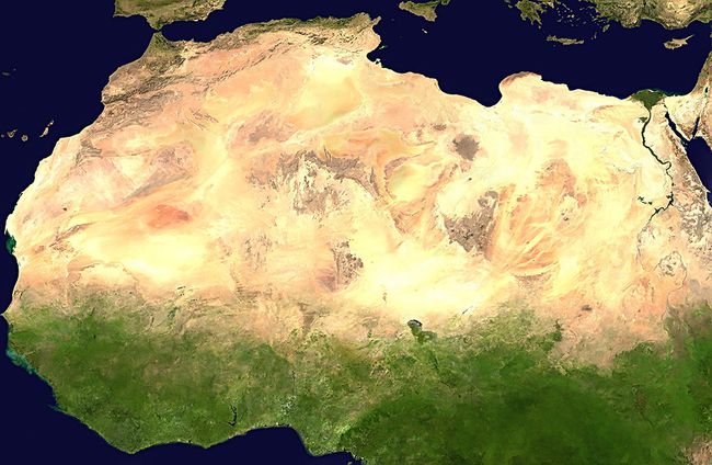 撒哈拉沙漠到底有多深？如挖光沙子底下是什么？
