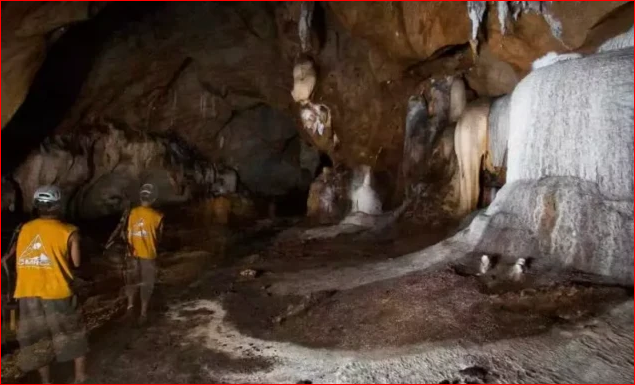 巴西惊现距今13000年前的神秘怪洞
