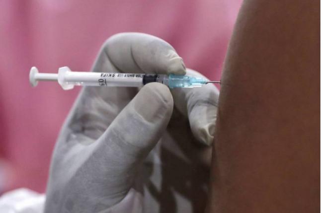 印尼多名医护 接种两剂中国疫苗后仍确诊