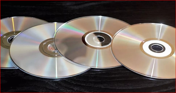科学家造出存储容量高达700TB的新光盘