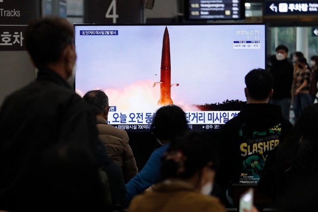 “以强对强”：朝鲜试射导弹挑衅拜登政府