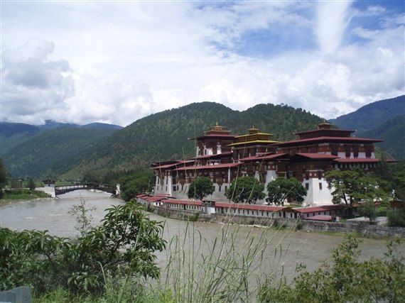 海拔最高的国家——不丹 穷并幸福着的国度