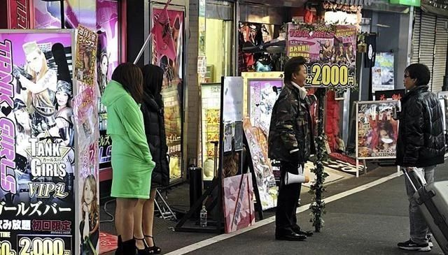 日本著名“红灯区”成热门景点 却禁止中国游客