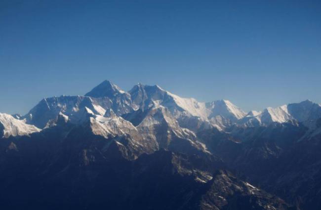 海拔8848米隔离线 中国将在圣母峰划界 隔开这国…