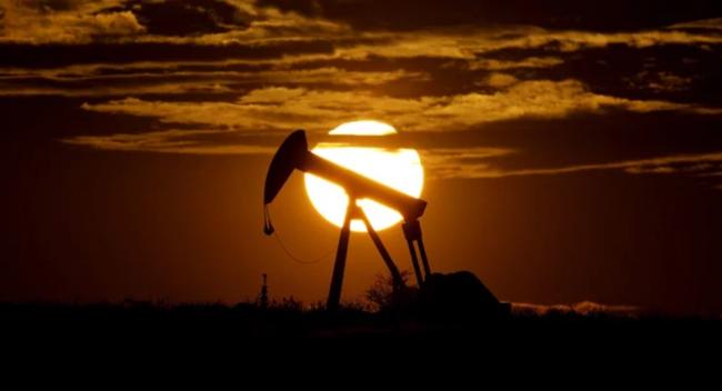 汽油飙4% 原油涨1%！美东18州宣布紧急状态