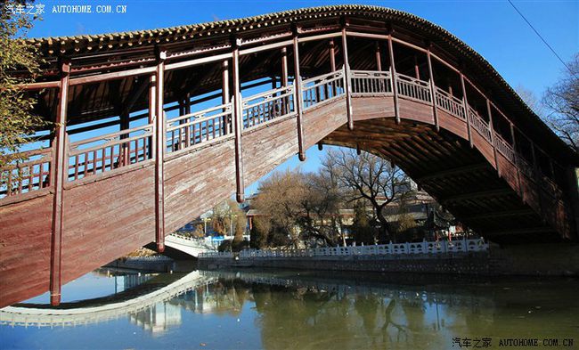 甘肃六百多年的古桥：近如刀 远如虹