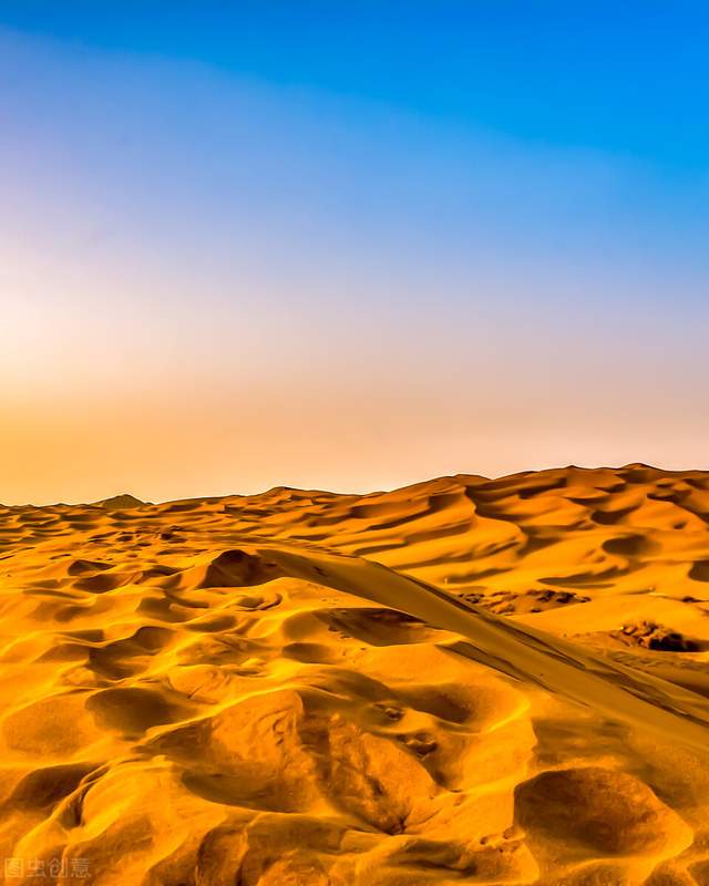 库木塔格沙漠 城市中的沙漠