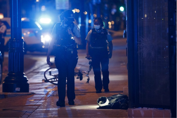 芝加哥“血腥周末”：至少38人中枪，10人死亡