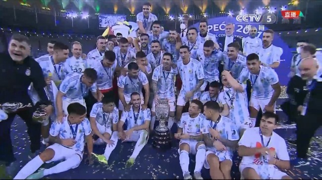梅西终填补国家队奖杯空白：阿根廷夺美洲杯冠军