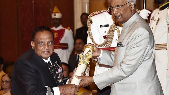 President Ram Nath Kovind presenting Padma Shri award to Murlikant Rajaram Petkar, India's first Paralympic Gold Medallist during the Civil Investiture Ceremony, at Rashtrapati Bhawan