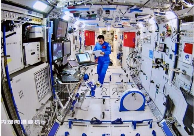美媒赞中国空间站小而轻 宇航员如生活于别墅