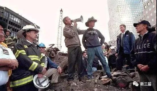 911：比起小布什的牛仔精神，拜登就是个窝囊废