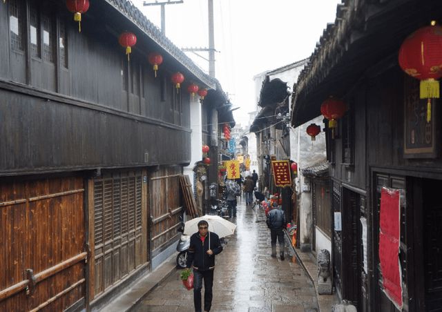 上海有一古镇迅速走红 景色绝美却免收门票？