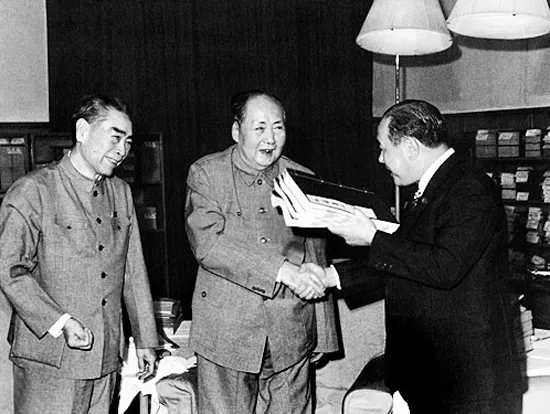 毛泽东感谢日本侵华是黑色幽默还是真情流露？