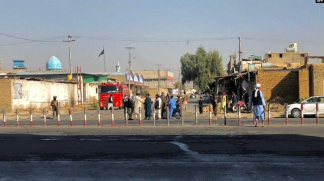 阿富汗清真寺遭遇炸弹袭击 伤亡惨重