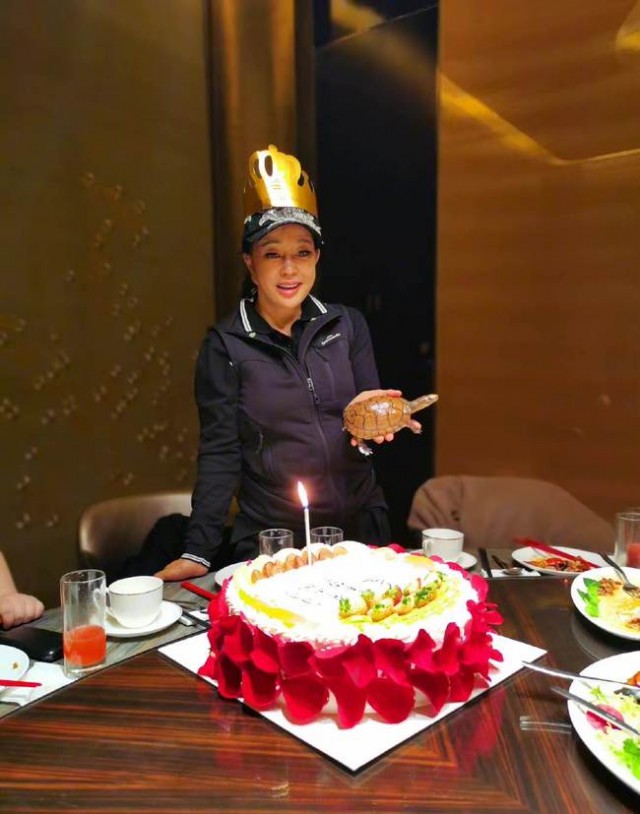 刘晓庆喜迎69岁生日 这状态已经很了不起了