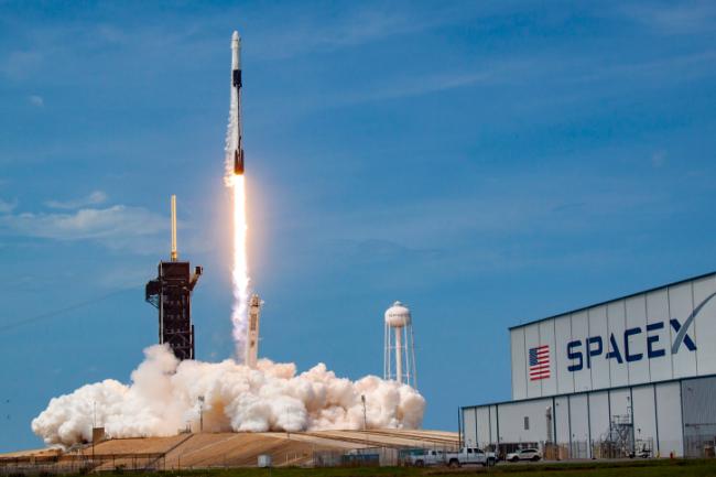 SpaceX三高层辞职 火箭领域领导地位已动摇
