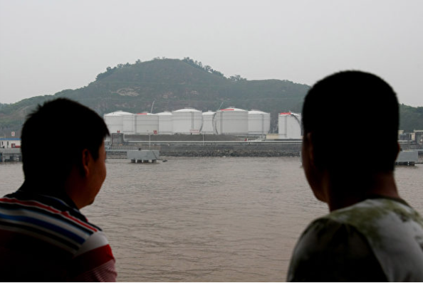 六国约定同步释放石油储备 北京拖延行动