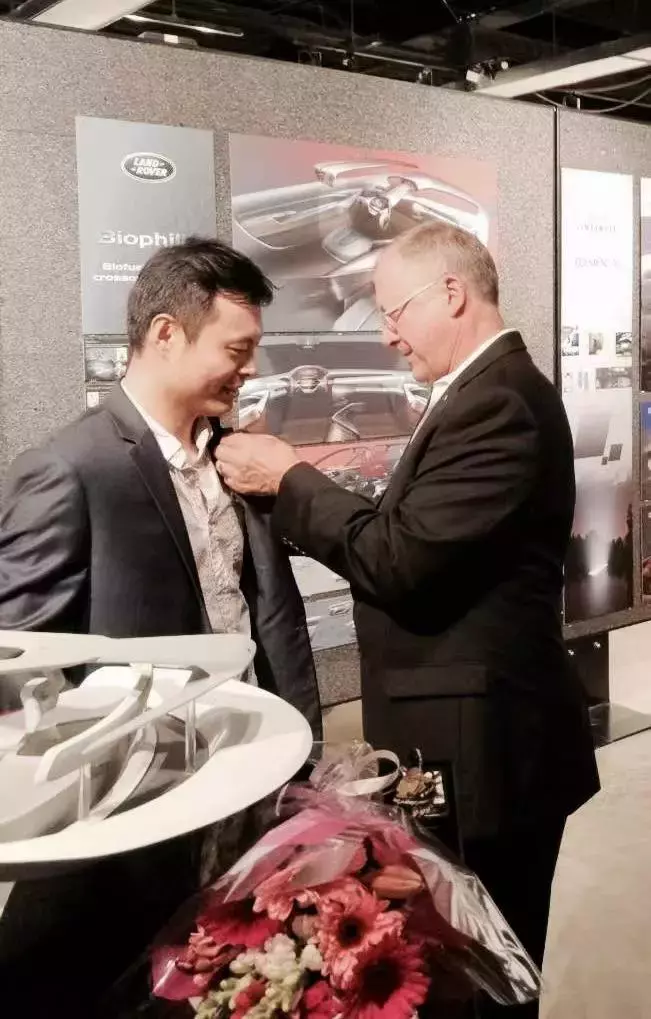 华裔汽车设计师 两年打磨作品获大奖