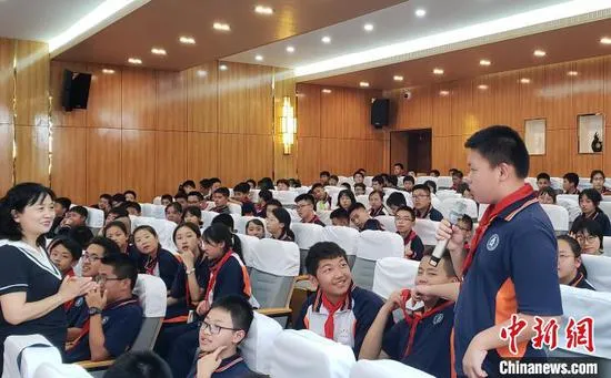 上海小学“自杀问卷”被叫停，家长最担心的什么？