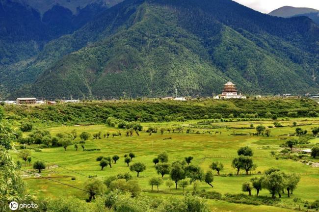 西藏林芝自然与文化风情
