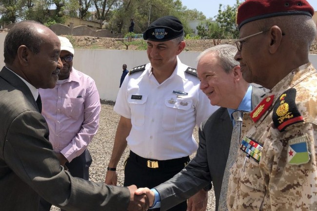 从吉布提到赤道几内亚：中国正在打造军事非洲