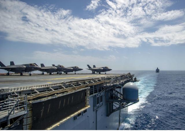 美海軍「埃塞克斯」號兩棲戒備群 。   圖 : 翻攝自KKNews