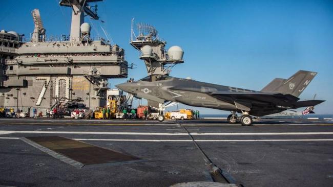 F-35C战机坠入南海 美海军紧急展开回收作业