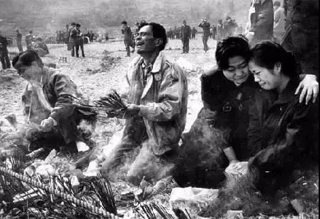 诡异92年桂林空难：141人遇难，几十吨残骸不见