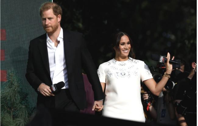 美媒爆料：哈利王子“受不了梅根搞事”协议离婚