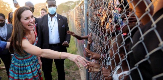 凯特王妃出访牙买加 1张照被轰种族歧视