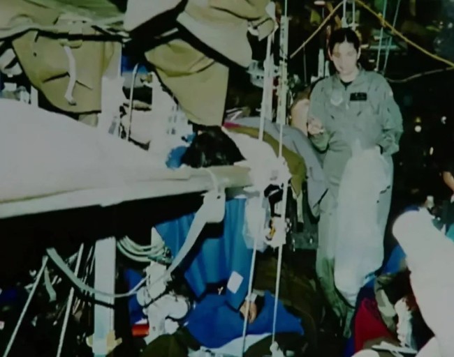 29年前，我和6岁儿子亲历了一场东航空难