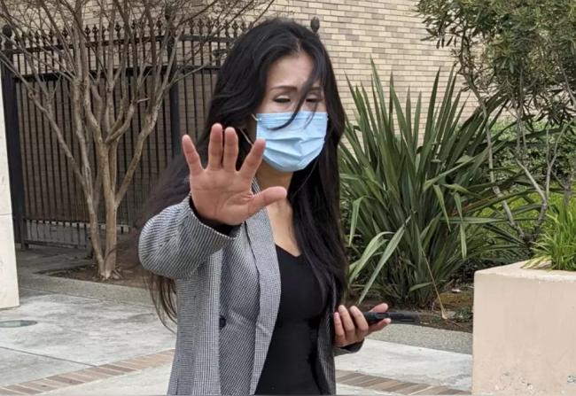 那个骚扰苹果CEO库克的亚裔女子判了：三年内…