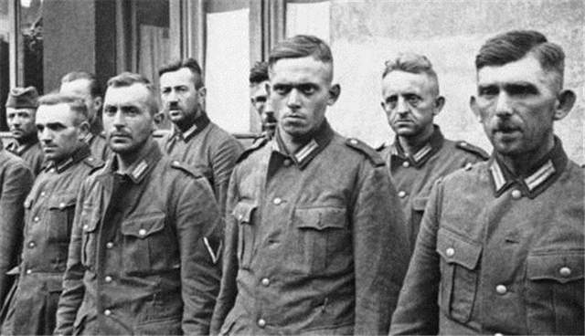 世纪悬案：2万多波兰军官被屠杀，波兰人无法抹去的伤痛